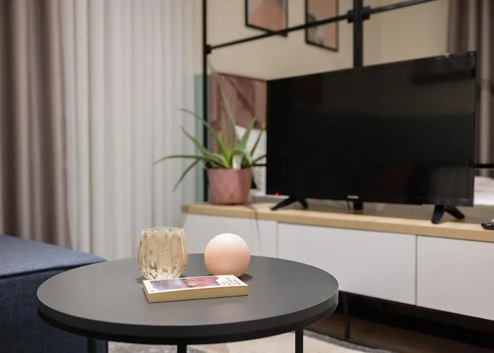 Three Doors Apartments, Strawberry Apartament *