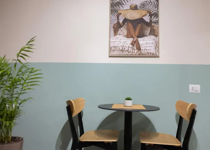 Three Doors Apartments, Strawberry Apartament *