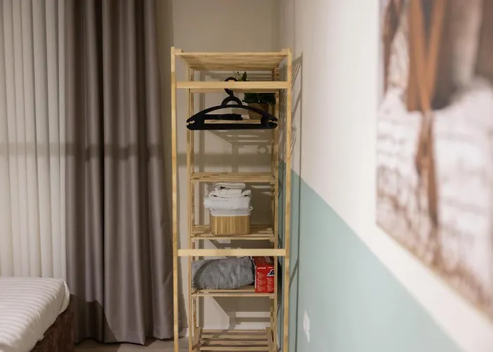 Three Doors Apartments, Strawberry Apartament *