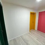 Three Doors Apartments, Strawberry * 地拉那
